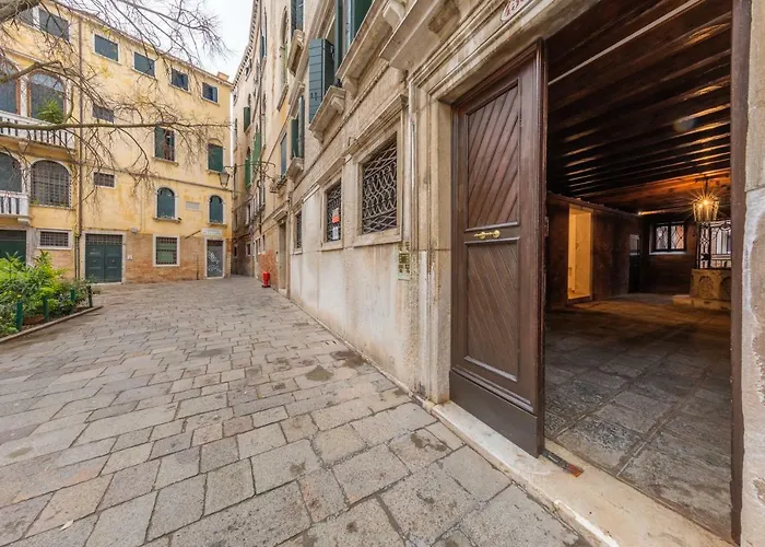 Ca' Del Pozzo Loft *