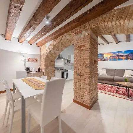 Apartman Ca' Del Pozzo Loft *
