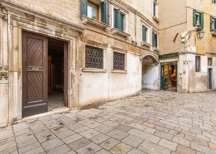 Апартаменты Ca' Del Pozzo Loft